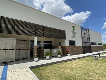 O curso técnico subsequente em Administração está sendo ofertado na modalidade EAD, sendo que 20% da carga horária deverá ocorrer na forma presencial no Campus Avançado Bonfim
